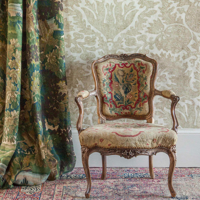Pomegranate Turkish Tobacco Wallpaper Sample